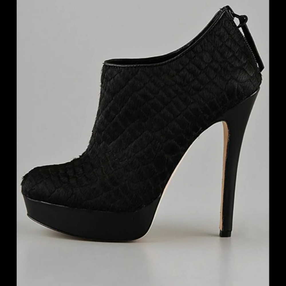 House of Harlow 1960 Booties